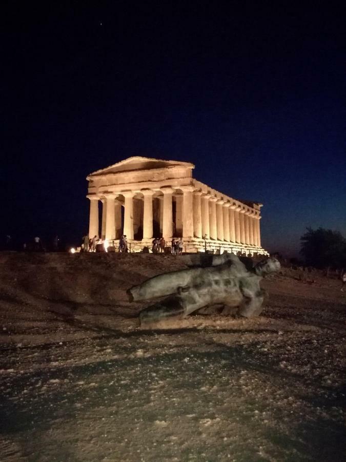 L'Alba Sui Templi Panzió Agrigento Kültér fotó